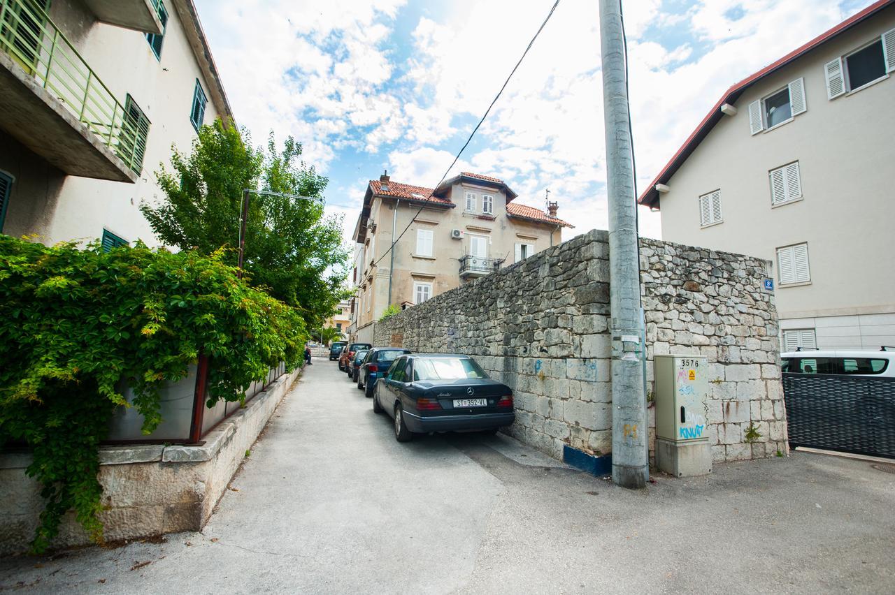 Apartment Liliana Split Buitenkant foto